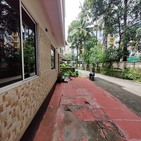 Fresh Up In Guruvayur Krishnendhu Residency Apartment Exterior photo